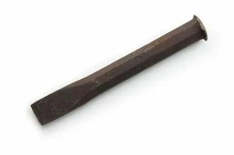 Chisel used for the scratching method when determining concrete strength